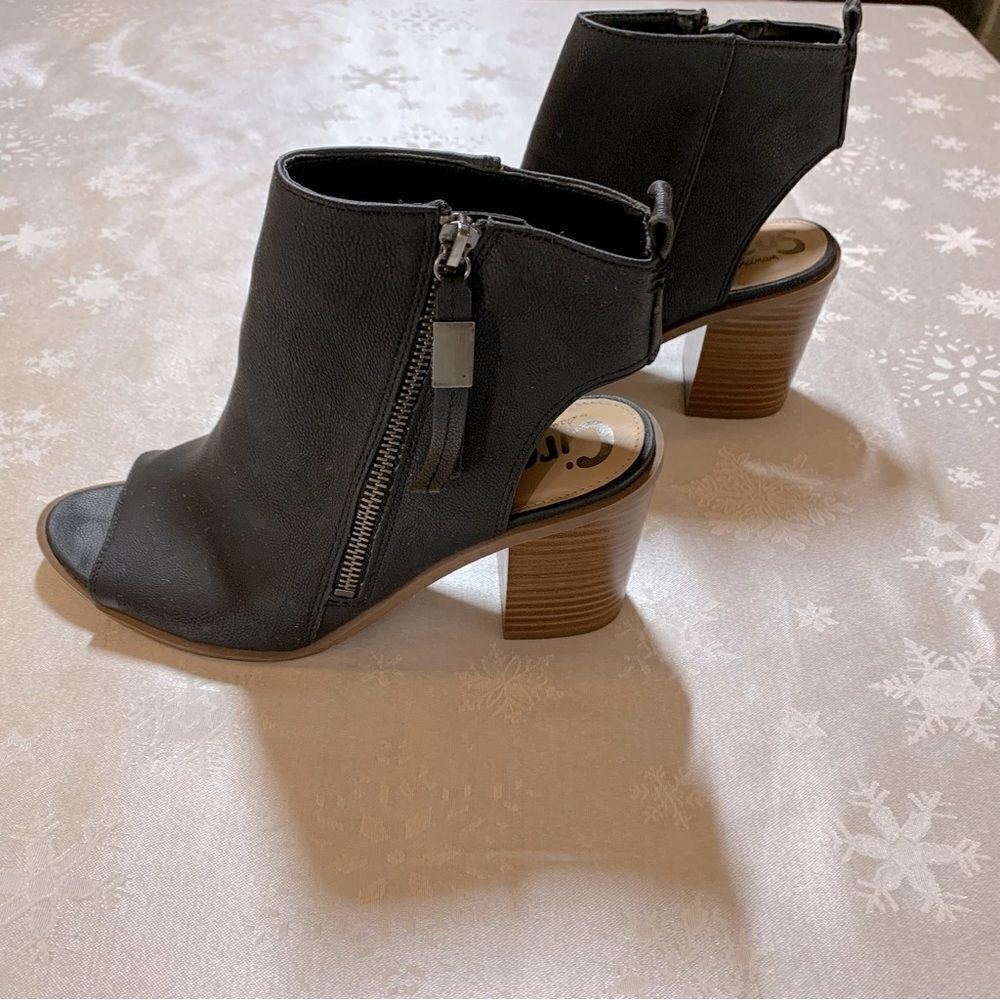 Circus by Sam Edelman Boots Black Pebbled Leather Peep Toe Block Wood Heel Sz 8